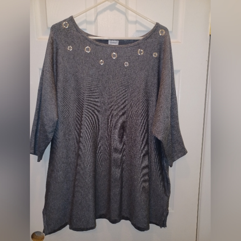 Avenue sweater